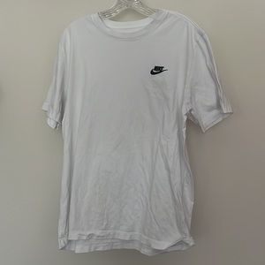 Nike men’s tee